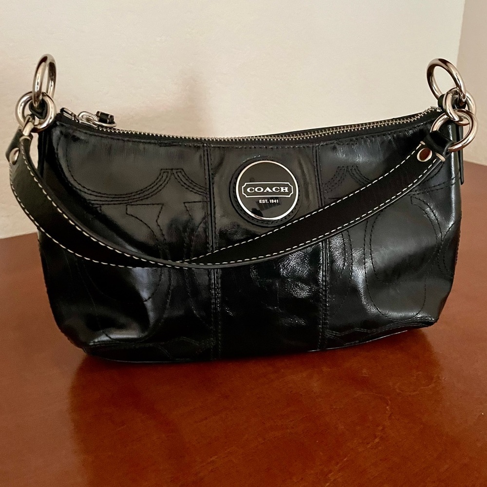 COACH black patent leather quilted signature purse w/ removable crossbody strap